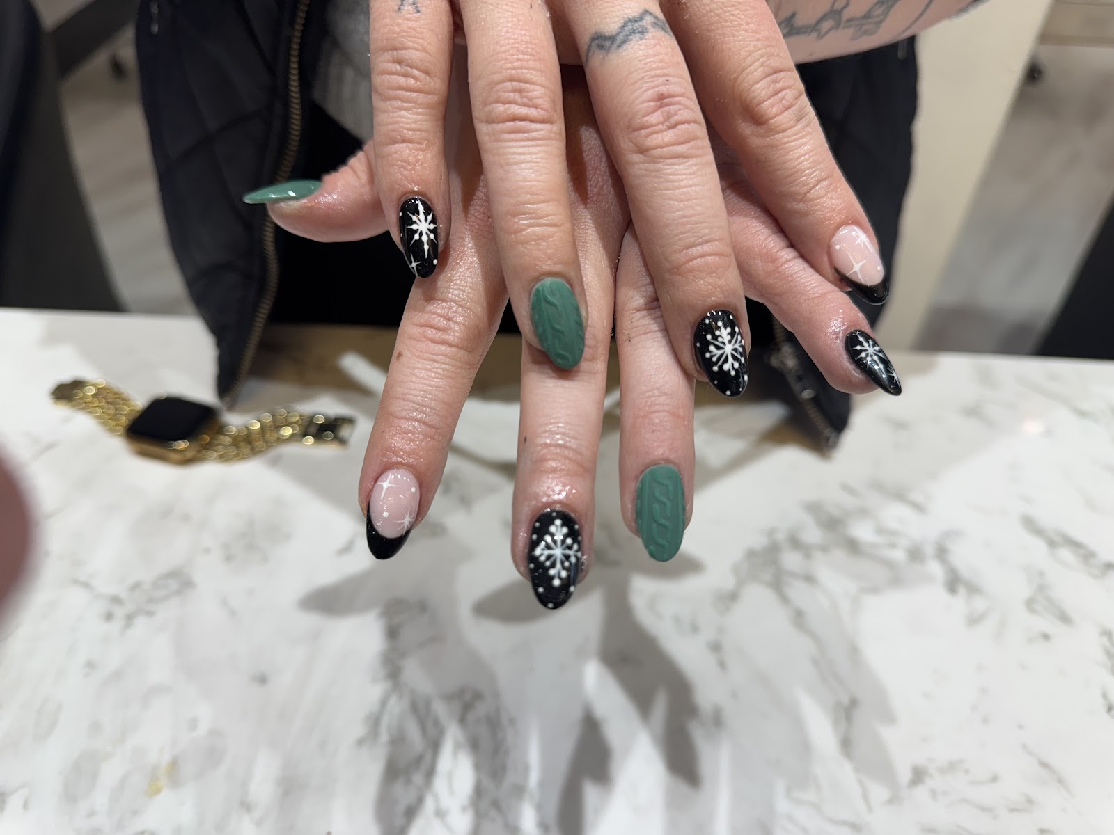 Lavish Nail Lounge nail photo 5
